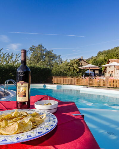 Farmhouse Il Fantino With Pool 12pax