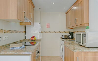 Accommodatie:&nbsp;Apolo Vii 881.2