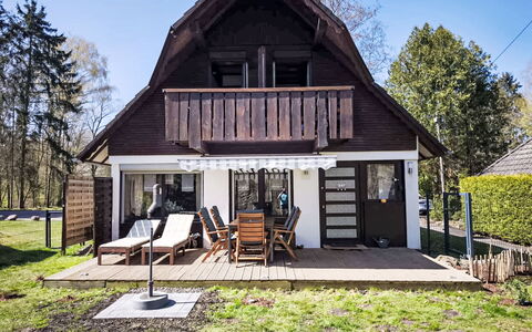 Frielendorf 200: Gebouw, Huis, Hout, Huis, Dak, Verblijf, Siding, Veranda, Deur, Boerderij