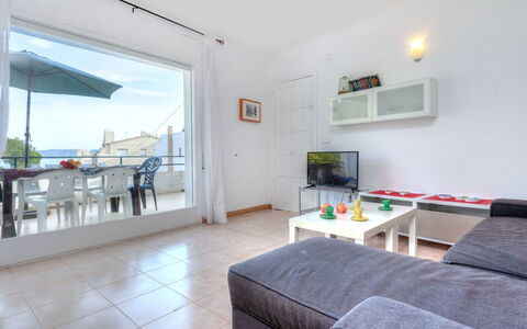 Cap Ras: Eigendom, Kamer, Meubilair, Gebouw, Onroerend Goed, Interieur Ontwerp, Huis, Verdieping, Appartement, Slaapkamer