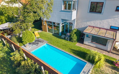 Řeporyje: Zwembad, Woongebied, Toevlucht, Vrije Tijd, Eco Hotel, Tuin, Waterpartij, Landgoed, Villa, Schaduw