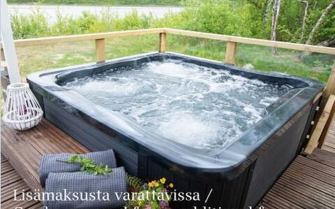 Karetörmä: Verblijf, Huis, Huis, Garden Gebouwen, Siding, Blokhut, Boerderij, Landgoed, Schuur, Werf