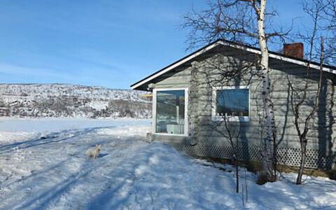 Karetörmä: Verblijf, Huis, Huis, Garden Gebouwen, Siding, Blokhut, Boerderij, Landgoed, Schuur, Werf