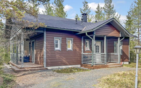 Lupporanta: Hout, Siding, Huis, Verblijf, Huis, Dak, Land Lot, Veranda, Deur, Blokhut