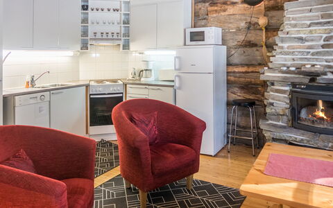 Pajuruka B5: Meubilair, Interieur Ontwerp, Hout, Flooring, Verdieping, Plafond, Kamer, Woonkamer, Appartement, Stoel