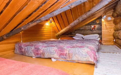Pajuruka B5: Hout, Zolder, Meubilair, Huis, Verblijf, Blokhut, Hardwood, Slaapkamer, Beits, Plafond