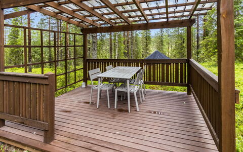 Pelkkaveska: Hout, Veranda, Hardwood, Houten Vloer, Dek, Beits, Plank, Tuin, Outdoor Structuur, Garden Gebouwen