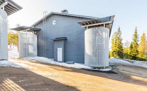 Vuosselinhelmi C6: Hout, Siding, Verblijf, Huis, Huis, Plank, Garden Gebouwen, Blokhut, Hardwood, Veranda