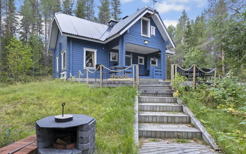 Kivelä: Hout, Siding, Verblijf, Huis, Huis, Plank, Garden Gebouwen, Blokhut, Hardwood, Veranda