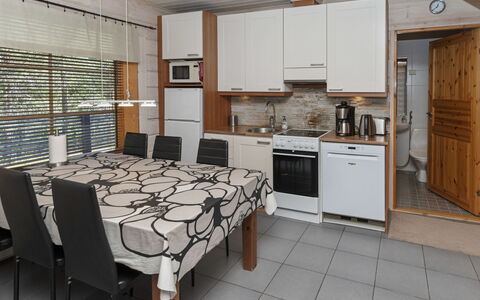 Rukan Sarastus: Hout, Siding, Verblijf, Huis, Huis, Plank, Garden Gebouwen, Blokhut, Hardwood, Veranda