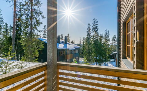 Karhunvartijan Kota B1: Huis, Appartement, Siding, Blokhut, Plank, Balkon, Lariks, Daylighting, Eco Hotel