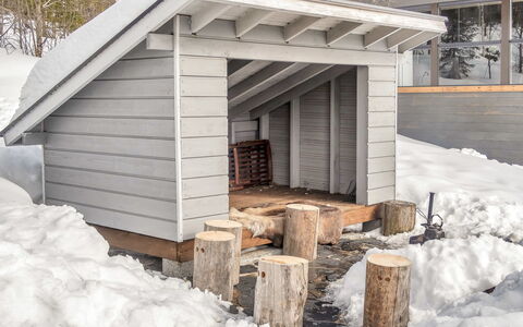 Saaruan Aurinko: Hout, Siding, Verblijf, Huis, Huis, Plank, Garden Gebouwen, Blokhut, Hardwood, Veranda