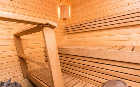 Rukansyli 1: Hout, Siding, Verblijf, Huis, Huis, Plank, Garden Gebouwen, Blokhut, Hardwood, Veranda