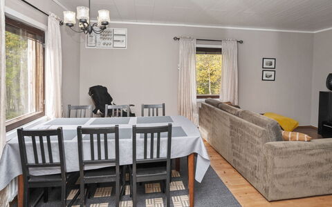 Vuorimäki: Meubilair, Interieur Ontwerp, Flooring, Hout, Verdieping, Plafond, Kamer, Huis, Woonkamer, Houten Vloer