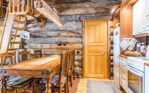 Seitsemän Savua 4: Sneeuw, Hout, Winter, Verblijf, Huis, Dak, Huis, Freezing, Blokhut, Takje