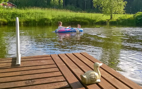 Hilupilttuu: Boom, Bank, Huis, Verblijf, Meer, Vijver, Woud, Blokhut