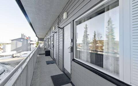 Vuosselin Helmi C25: Hout, Siding, Verblijf, Huis, Huis, Plank, Garden Gebouwen, Blokhut, Hardwood, Veranda