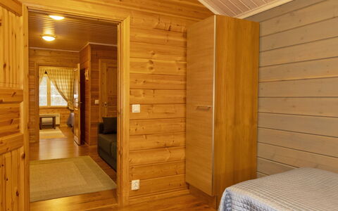 Jutapirtti: Hout, Verblijf, Blokhut, Woud, Schuur, Garden Gebouwen, Lariks, Bos, Beits