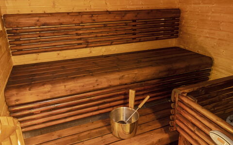 Jutapirtti: Hout, Verblijf, Blokhut, Woud, Schuur, Garden Gebouwen, Lariks, Bos, Beits