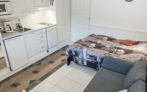 Levi Star 1503: Meubilair, Verdieping, Flooring, Interieur Ontwerp, Appartement, Kamer, Slaapkamer, Bed, Cabinetry, Laken