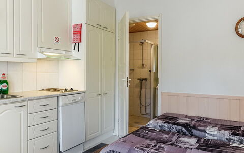 Levi Star 1503: Meubilair, Interieur Ontwerp, Hout, Cabinetry, Flooring, Verdieping, Plafond, Kamer, Kast, Major Appliance