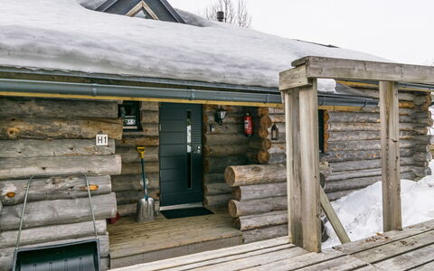 Saaruanaho H1: Hout, Siding, Verblijf, Huis, Huis, Plank, Garden Gebouwen, Blokhut, Hardwood, Veranda