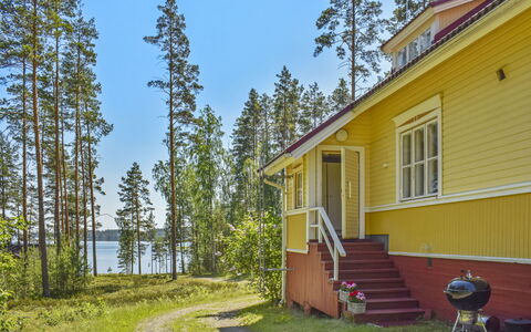 Villa Kukkapää: Hout, Verblijf, Blokhut, Woud, Schuur, Garden Gebouwen, Lariks, Bos, Beits