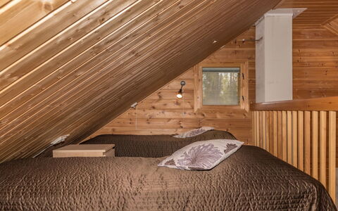 Aurinko-Saga: Hout, Siding, Deur, Verblijf, Verf, Werf, Schuifraam, Garden Gebouwen, Backyard, Plank