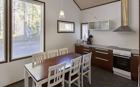 Halla: Verblijf, Huis, Huis, Garden Gebouwen, Siding, Blokhut, Boerderij, Landgoed, Schuur, Werf