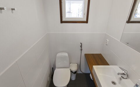 Halla: Verblijf, Huis, Huis, Garden Gebouwen, Siding, Blokhut, Boerderij, Landgoed, Schuur, Werf