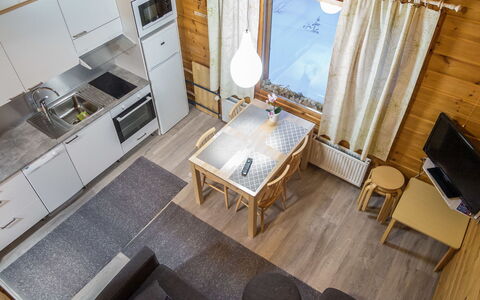 Lähikaltio 314: Hout, Flooring, Verdieping, Meubilair, Interieur Ontwerp, Keuken, Kamer, Appartement, Major Appliance, Plafond