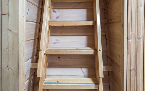 Lähikaltio 314: Hout, Trap, Verdieping, Flooring, Hardwood, Ladder, Beits, Plank, Houten Vloer, Multiplex