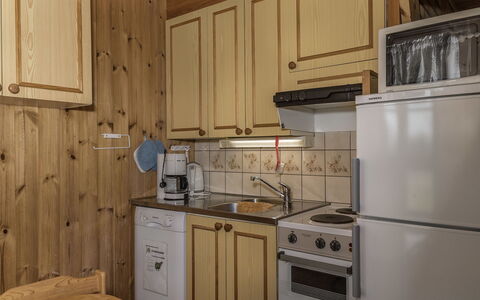 Ylläskarpalo 1 Päätyhuoneisto: Keuken, Hout, Countertop, Cabinetry, Flooring, Plafond, Verdieping, Major Appliance, Toestel Van De Keuken, Interieur Ontwerp