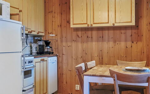 Ylläskarpalo 3 Päätyhuoneisto: Hout, Siding, Dak, Verblijf, Huis, Huis, Deur, Veranda, Garden Gebouwen, Boerderij