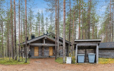 Ylläsnäkyy 7 Karkelo: Verblijf, Huis, Huis, Garden Gebouwen, Siding, Blokhut, Boerderij, Landgoed, Schuur, Werf