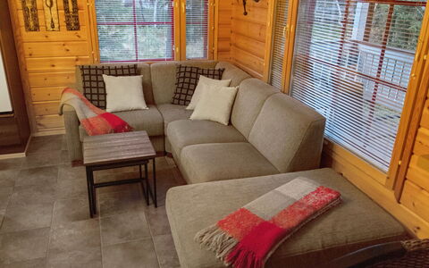 Lehtovilla a: Hout, Siding, Verblijf, Huis, Huis, Plank, Garden Gebouwen, Blokhut, Hardwood, Veranda