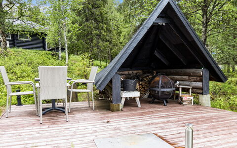 Imponlampi: Hout, Siding, Verblijf, Huis, Huis, Plank, Garden Gebouwen, Blokhut, Hardwood, Veranda