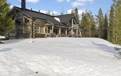 Peikkola: Hout, Siding, Verblijf, Huis, Huis, Plank, Garden Gebouwen, Blokhut, Hardwood, Veranda