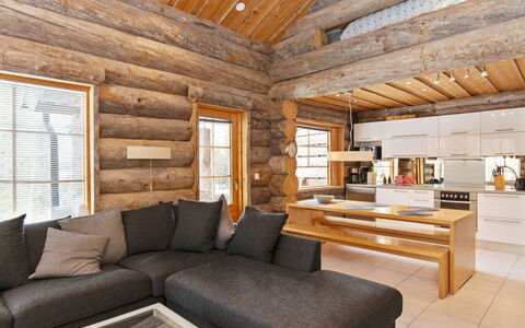 Peikkola: Hout, Siding, Verblijf, Huis, Huis, Plank, Garden Gebouwen, Blokhut, Hardwood, Veranda