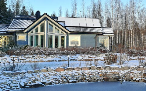 Villa Paasirinne a: Verblijf, Huis, Huis, Garden Gebouwen, Siding, Blokhut, Boerderij, Landgoed, Schuur, Werf