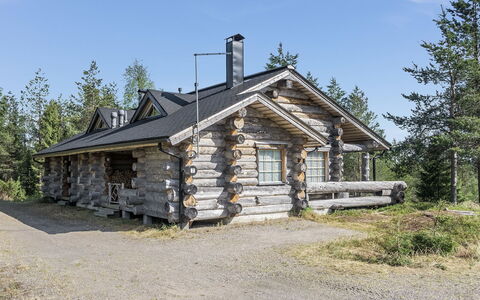 Kelovalta 7B: Hout, Siding, Verblijf, Huis, Huis, Plank, Garden Gebouwen, Blokhut, Hardwood, Veranda