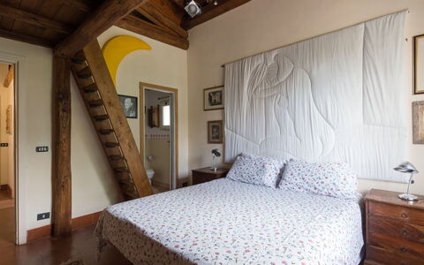 Rocca di Papa 102: Slaapkamer, Bed, Meubilair, Kamer, Eigendom, Bed Frame, Interieur Ontwerp, Laken, Plafond, Gebouw