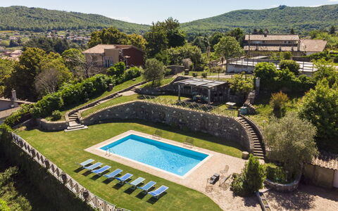 Rocca di Papa 102: Blauw, Zwembad, Landschap, Tuin, Landgoed, Landscaping, Eco Hotel, Hacienda, Boerderij, Villa
