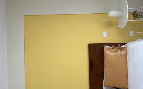 Gli Appartamenti Di Manuela: Geel, Muur, Kamer, Verf, Beits, Gips