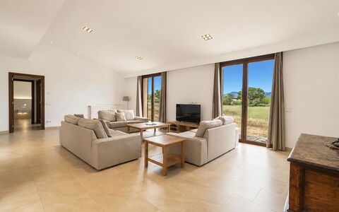 Can Toni: Flooring, Verdieping, Interieur Ontwerp, Houten Vloer, Plafond, Hardwood, Beits, Woonkamer, Laminaatvloer
