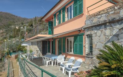 Villa Pia con Piscina a Recco