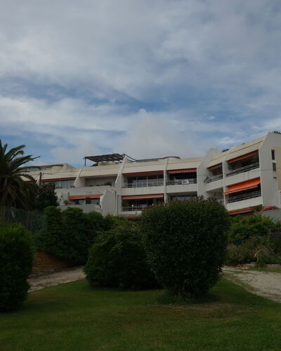 Les Hauts de Fonsainte: Eigendom, Lucht, Woongebied, Huis, Gebouw, Wolk, Onroerend Goed, Huis, Appartement, Architectuur