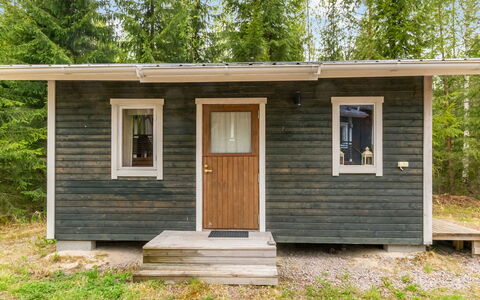 Kalliolaakso: Meubilair, Stoel, Buitenmeubels, Tafel, Hout, Buitentafel, Keuken En Eettafel, Schaduw, Tuin, Paraplu