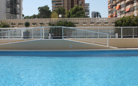 Benidorm 954: Zwembad, Eigendom, Water, Condominium, Gebouw, Onroerend Goed, Appartement, Vrije Tijd, Vakantie, Reflecting Pool
