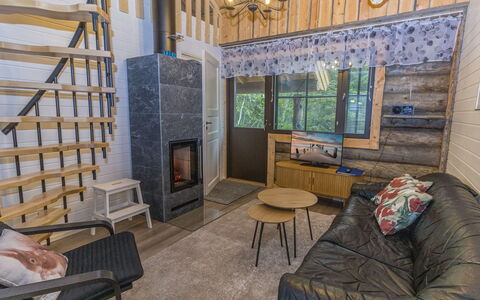 Kantapää D2: Hout, Verblijf, Huis, Plafond, Blokhut, Hardwood, Beits, Plank, Timmerhout, Siding